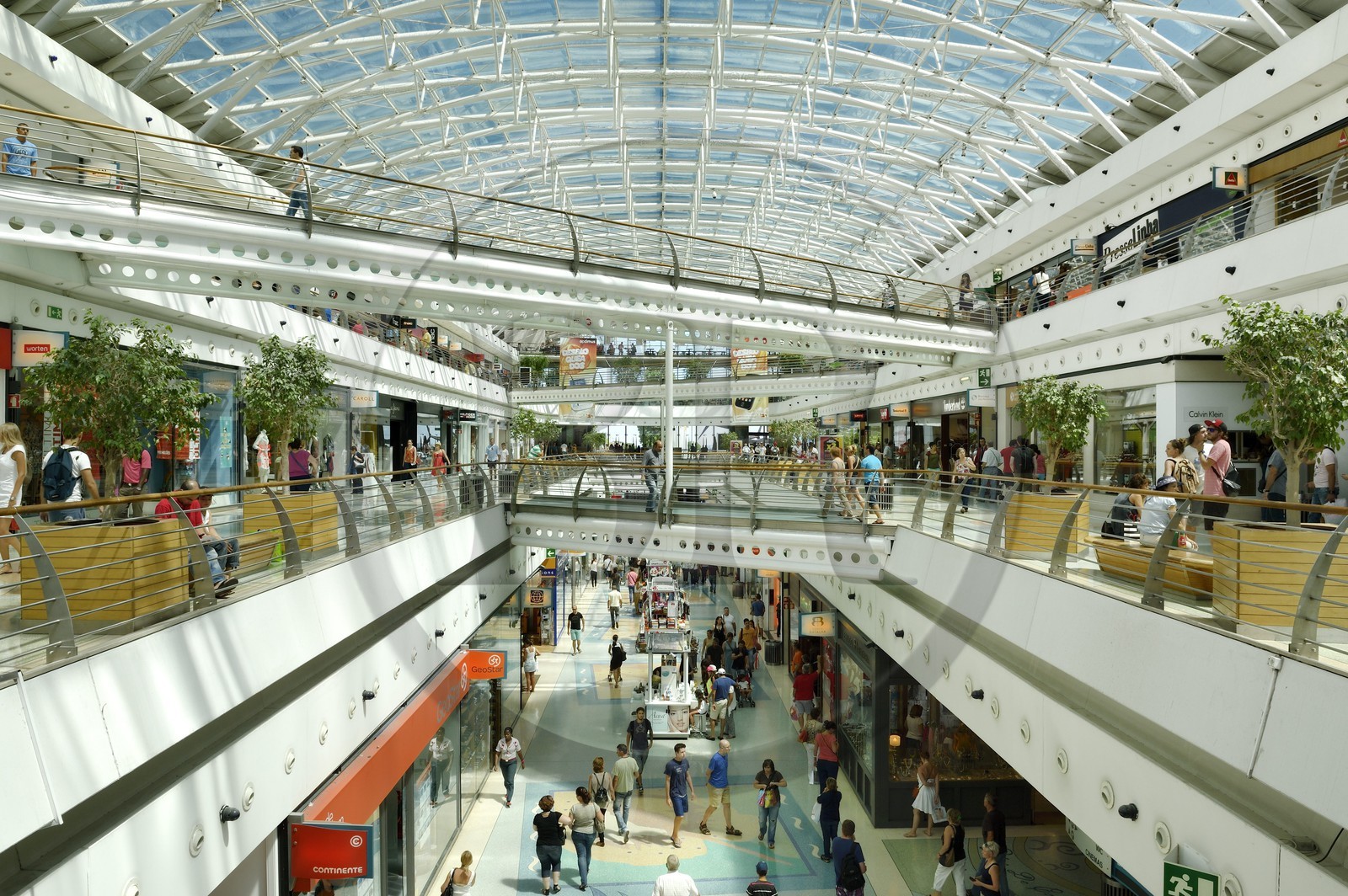 Portugal, Lisbonne, Parque das Nações (Parc des nations) construit pour l'exposition universelle de 1998, le centre commercial Vasco de Gama