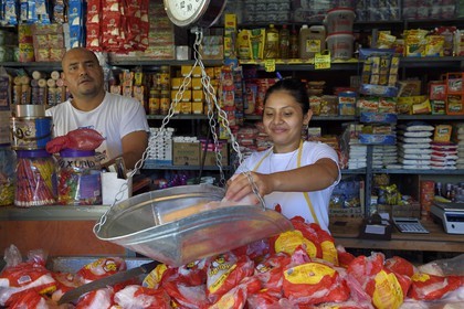Nicaragua, Leon, marché du quartier de Sutiaba