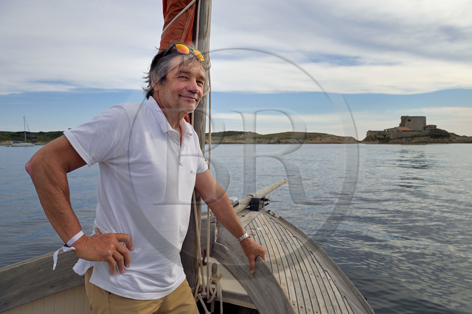 France, Var (83), Iles d'Hyères, parc national de Port Cros, Ile de Porquerolles,  Marc Frilet qui avec son épouse Edith réhabilitent le Fort du Petit Langoustier datant du XVIIème siècle en modèle de developpement durable