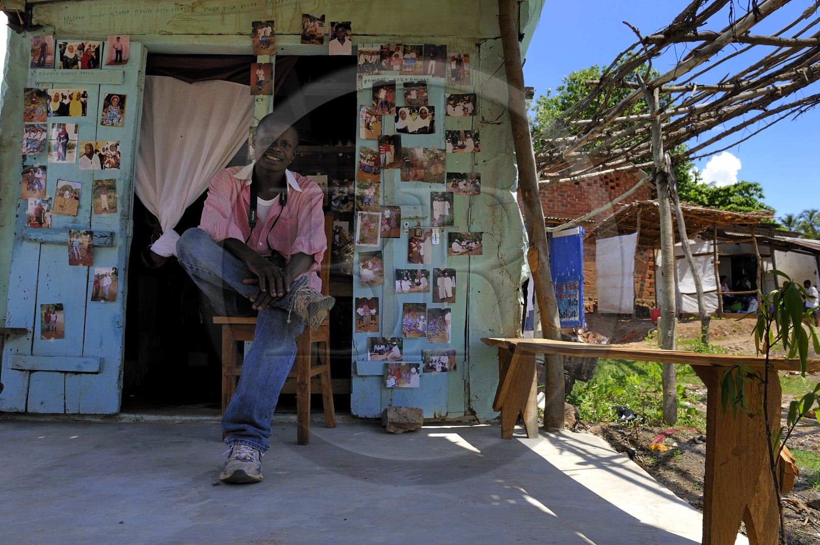 Tanzania, Morogoro district, Uluguru mountains, Mickael  the photographer from the village of Matombo