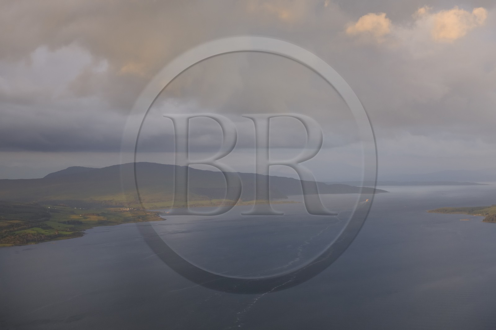 Royaume-Uni, Ecosse, Highland, Hébrides intérieures, Ile de Mull, le Sound of Mull (vue aérienne)