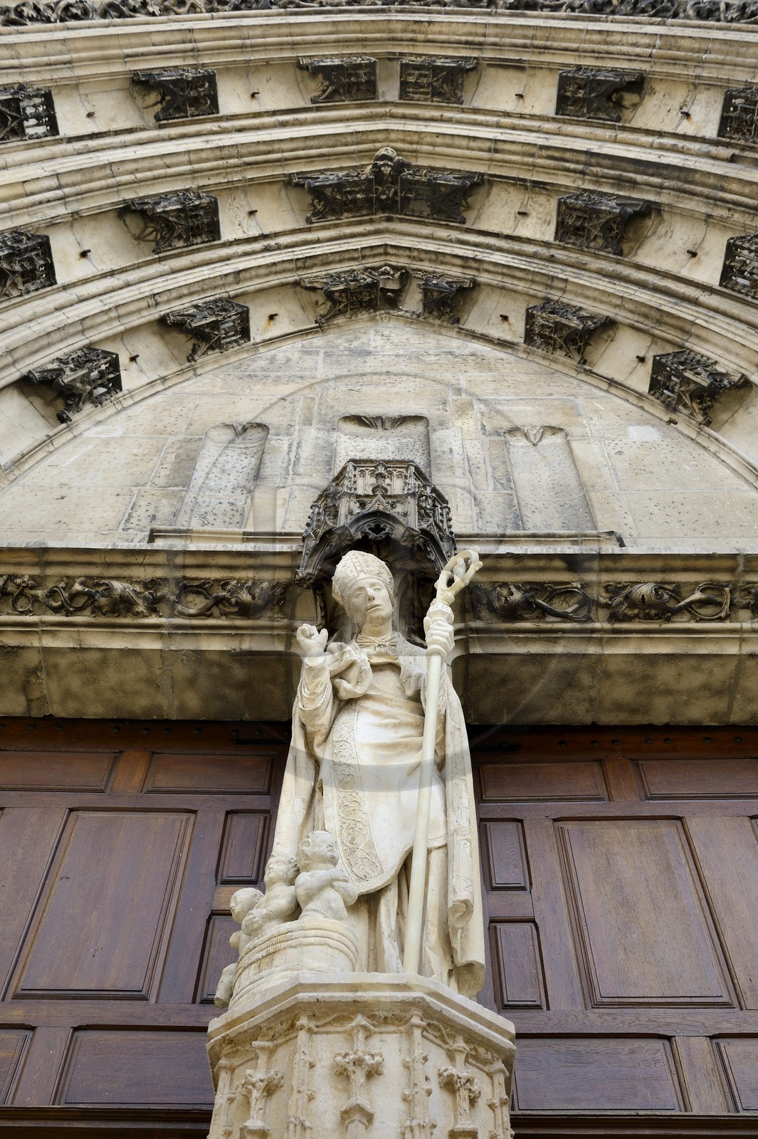 France, Meurthe-et-Moselle (54), la  basilique Saint-Nicolas-de-Port, statue de Saint-Nicolas
