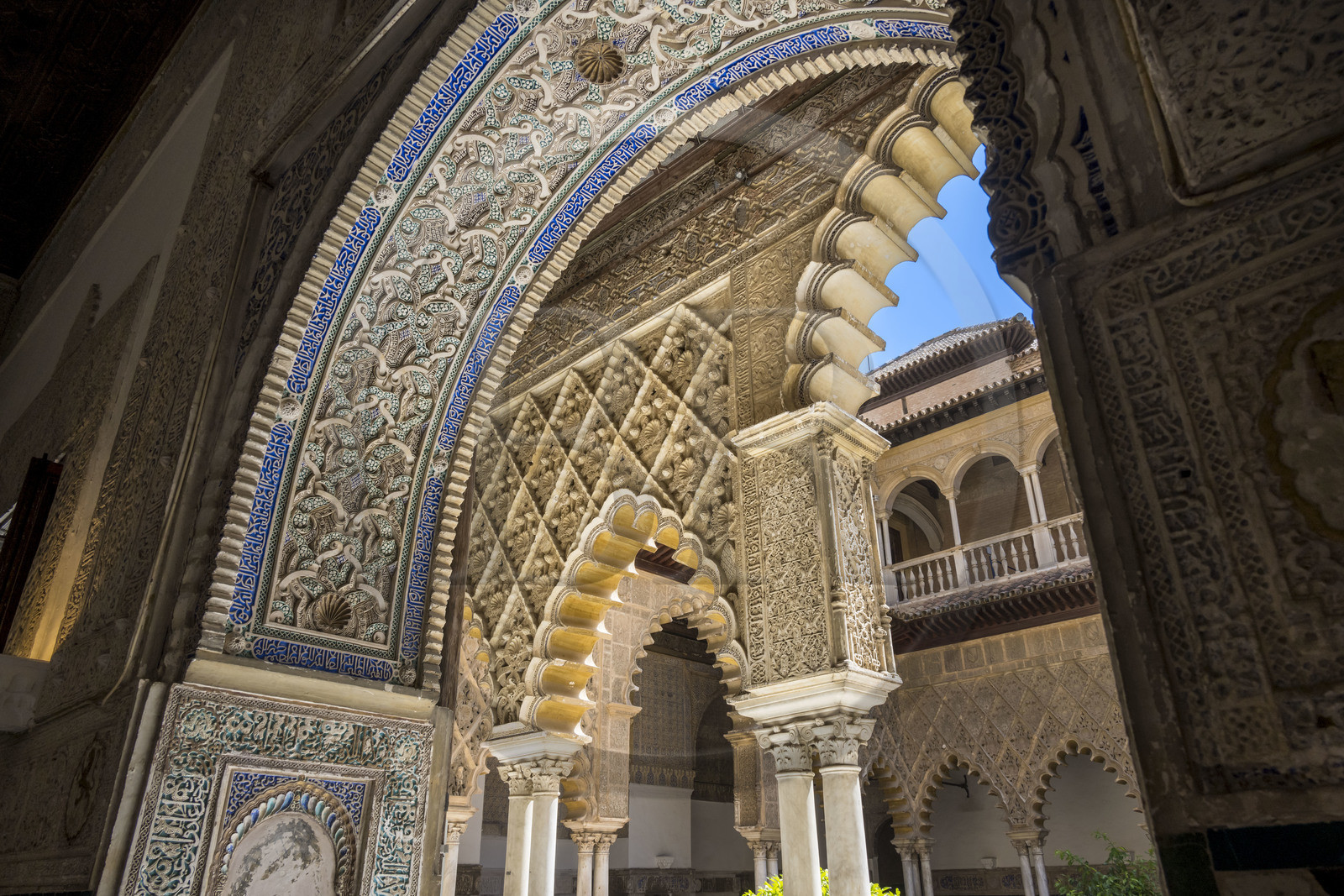 Spain, Andalusia, Seville, the Alcazar of Seville (Reales Alcazares de Sevilla), listed as World Heritage by UNESCO, Palais mudéjar ou de Pierre Ier, the Maidens Courtyard (Patio de las Doncellas)
