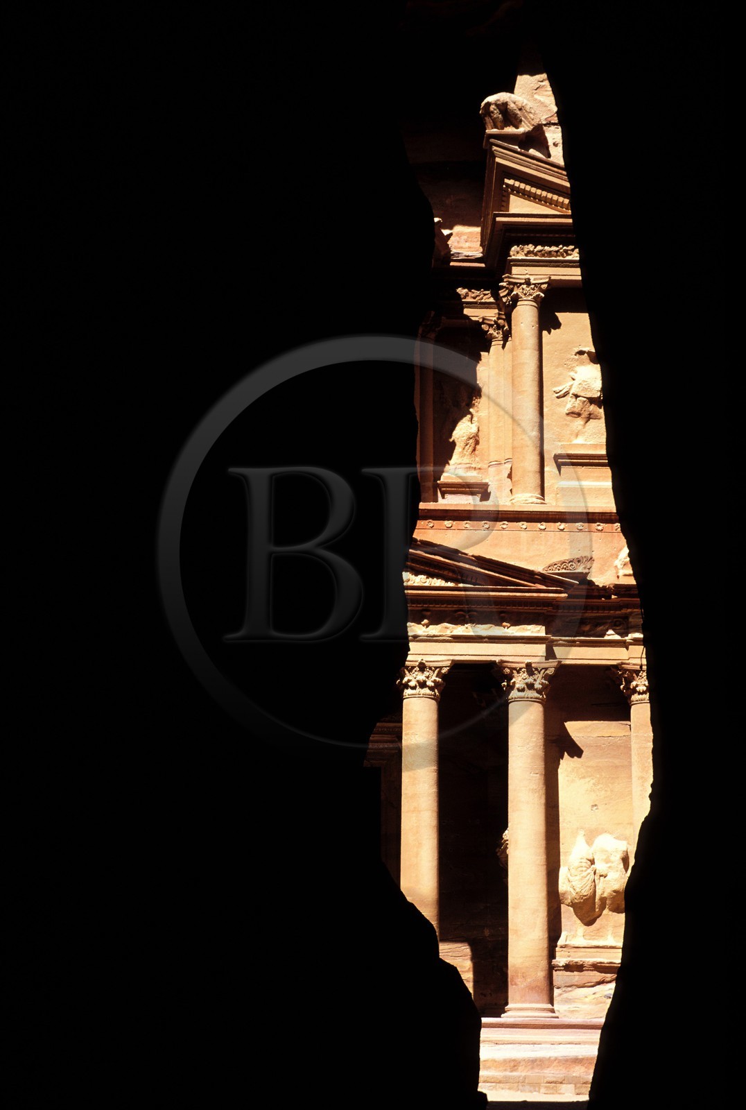 Jordan, Petra, listed as World Heritage by UNESCO, the Khazneh (the Treasure) at the exit of the Wadi Mousa Siq