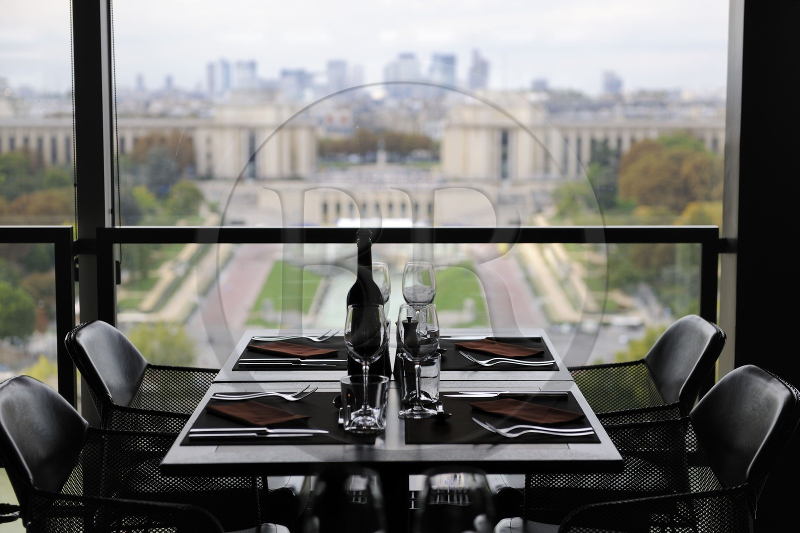 France, Paris (75), la Tour Eiffel, restaurant le 58 Tour Eiffel au premier étage