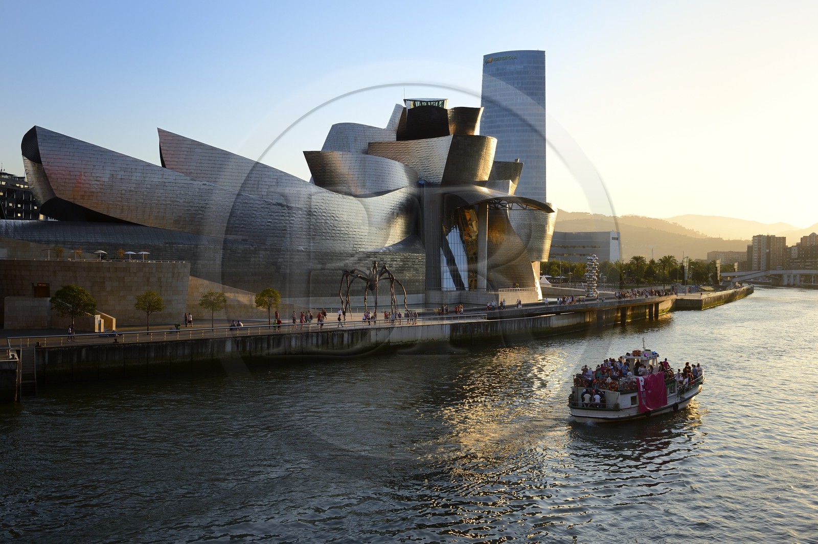 Espagne, Biscaye, Pays Basque espagnol, Bilbao, le musée Guggenheim  de l'architecte Frank Gehry