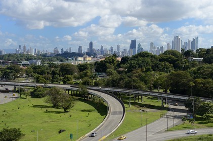 Panama, Panama City, ancienne zone américaine du Canal de Panama (vue aérienne)