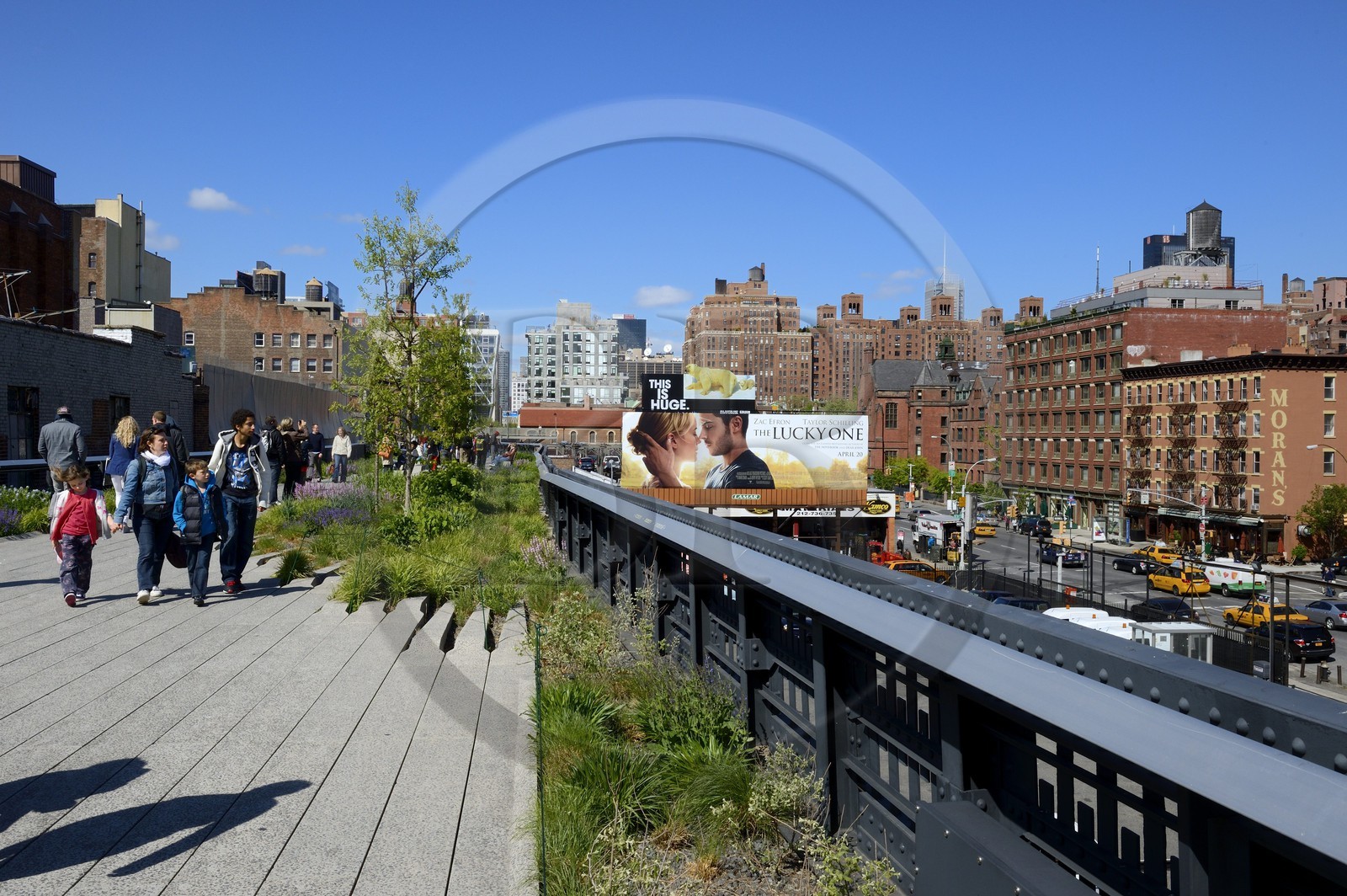Etats-Unis, New York, Manhattan, Meatpacking district (Gansevoort Market), le High Line Park est une ancienne voie-ferrée aérienne partiellement réhabilitée en parc urbain suspendu
