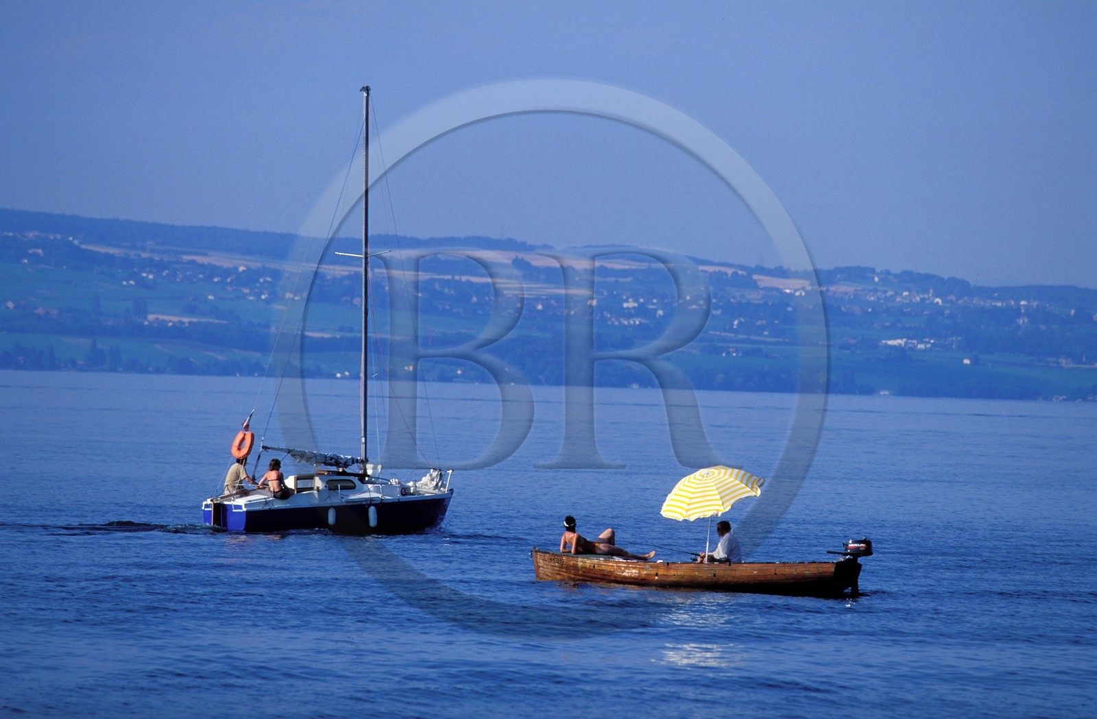 France, Haute-Savoie (74), une barque de pêcheur amateur sur le lac Léman