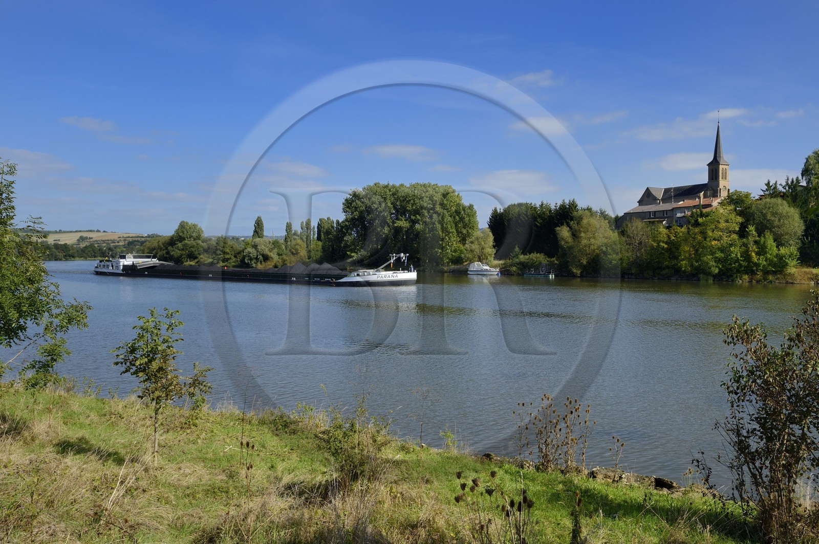 France, Moselle (57), péniche sur la rivière Moselle à Malling