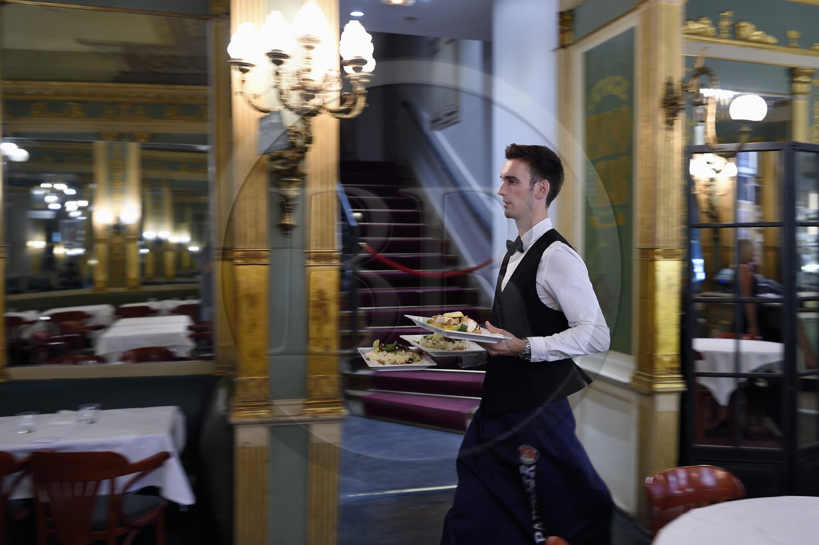 France, Bouches-du-Rhône (13), Aix en Provence, cours Mirabeau, café Les Deux Garçons que fréquenta Paul Cézanne