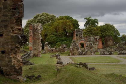 Panama, Panama Viejo historical ruins, original Panama City and first spanish city on the pacific coast, historic site listed as World Heritage by UNESCO, ruines du couvent de Jésuites