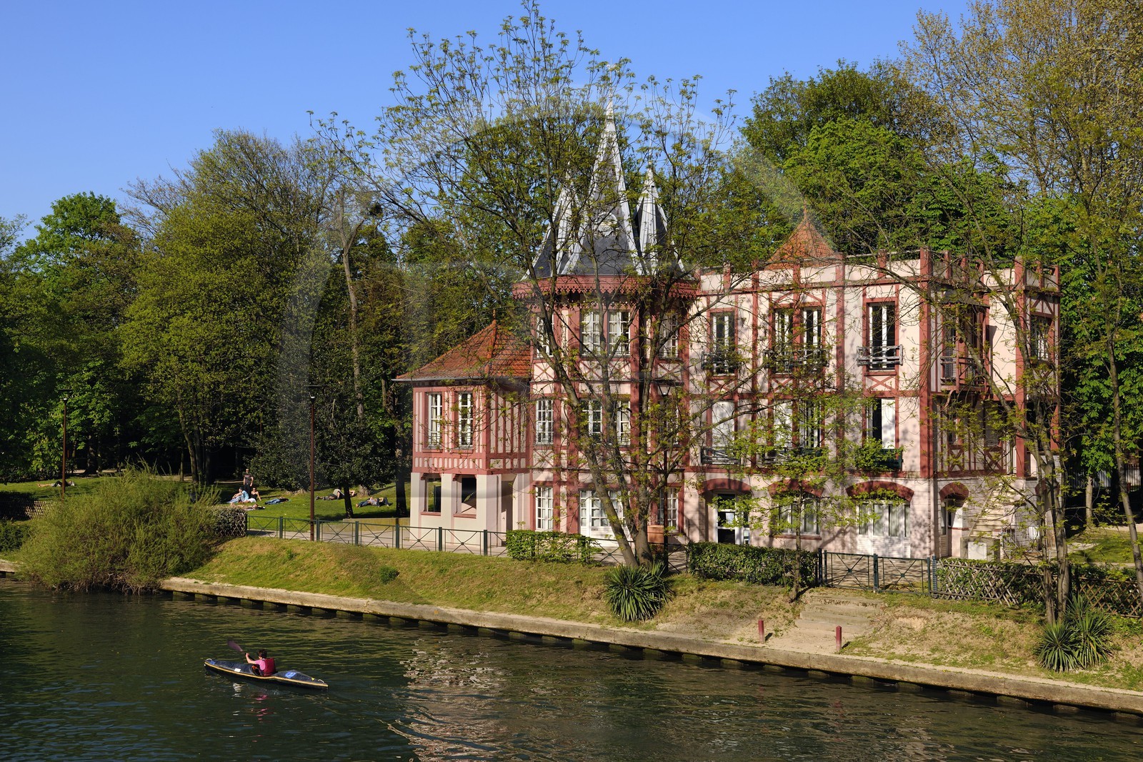 France, Val-de-Marne (94), les bords de Marne, Joinville-le-Pont, l'Ile Fanac sur la Marne