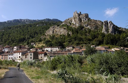 France, Aude (11), village de Padern dans les corbi