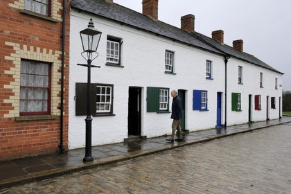 Royaume-Uni, Irlande du Nord, Cultra près de Belfast, Ulster Folk and Transport Museum, le musée folklorique abrite une variété de batiments anciens et des logements qui ont été recueillies dans diverses parties de l'Irlande et reconstruites