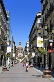 Espagne, Aragon, Saragosse, la rue piétonne Calle Alfonso I