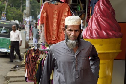 Sri Lanka, province du centre, ville de Matale, homme de la communauté musulmane