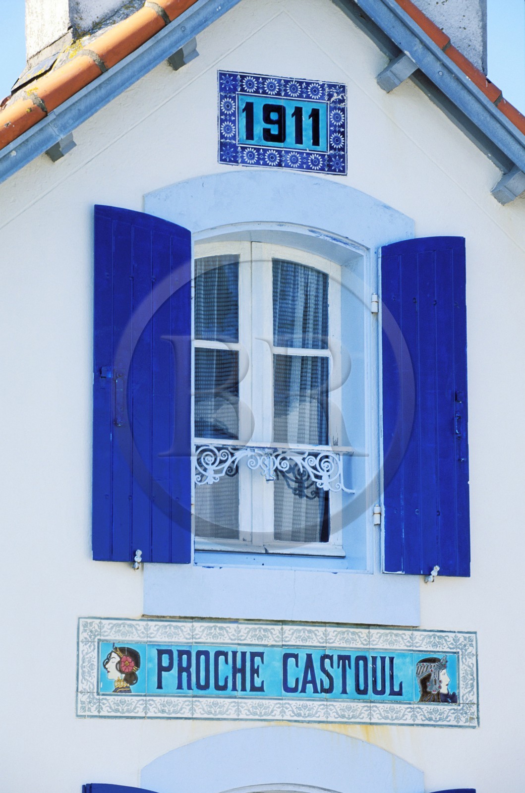 France, Morbihan (56), Belle-Ile, Le Palais, une maison à la sortie de la ville