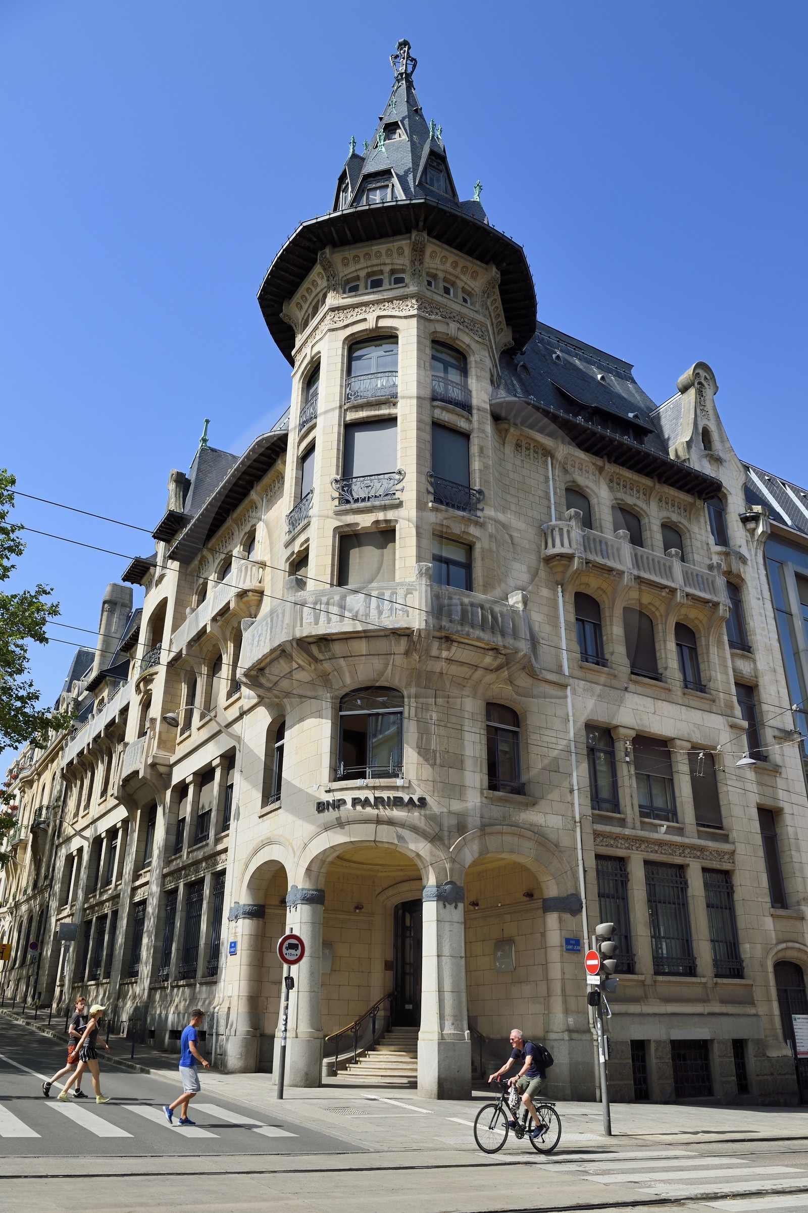 France, Meurthe-et-Moselle (54), Nancy, rue Saint-Jean, ancienne banque Renauld et actuelle BNP Paribas de style Art Nouveau