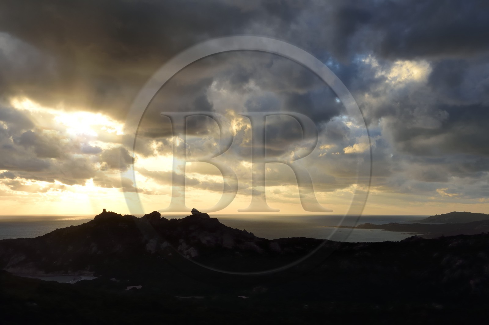 France, Corse du Sud, Cala de Roccapina natural site, genoese tower and Lion rock