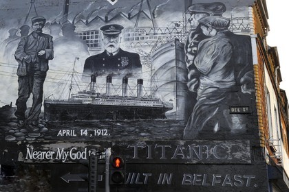 United Kingdom, Northern Ireland, East Belfast, protestant loyalist districts of Newtownards road, mural in memory of the Titanic built in Belfast