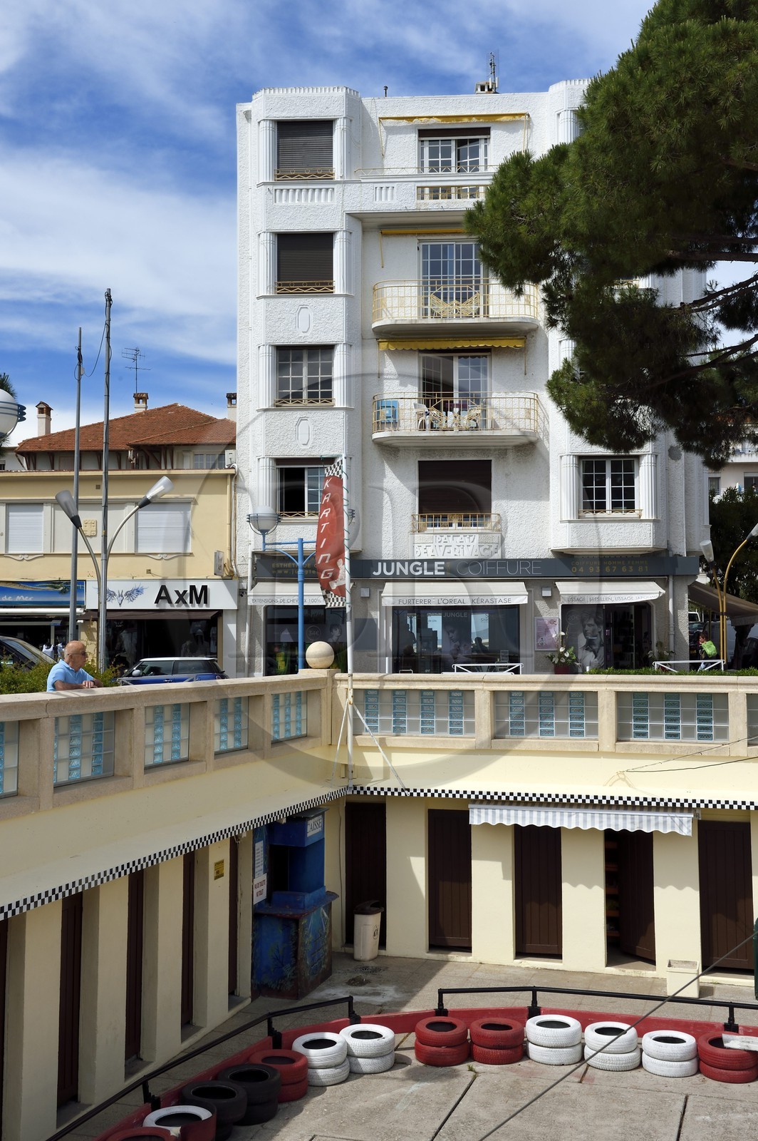 France, Alpes-Maritimes, Antibes,  Juan-les-Pins, former Palace Beau Rivage, Art Deco building from the 1930s by architect Cesar Cavallin at 16 avenue Guy de Maupassant and former bathhouses