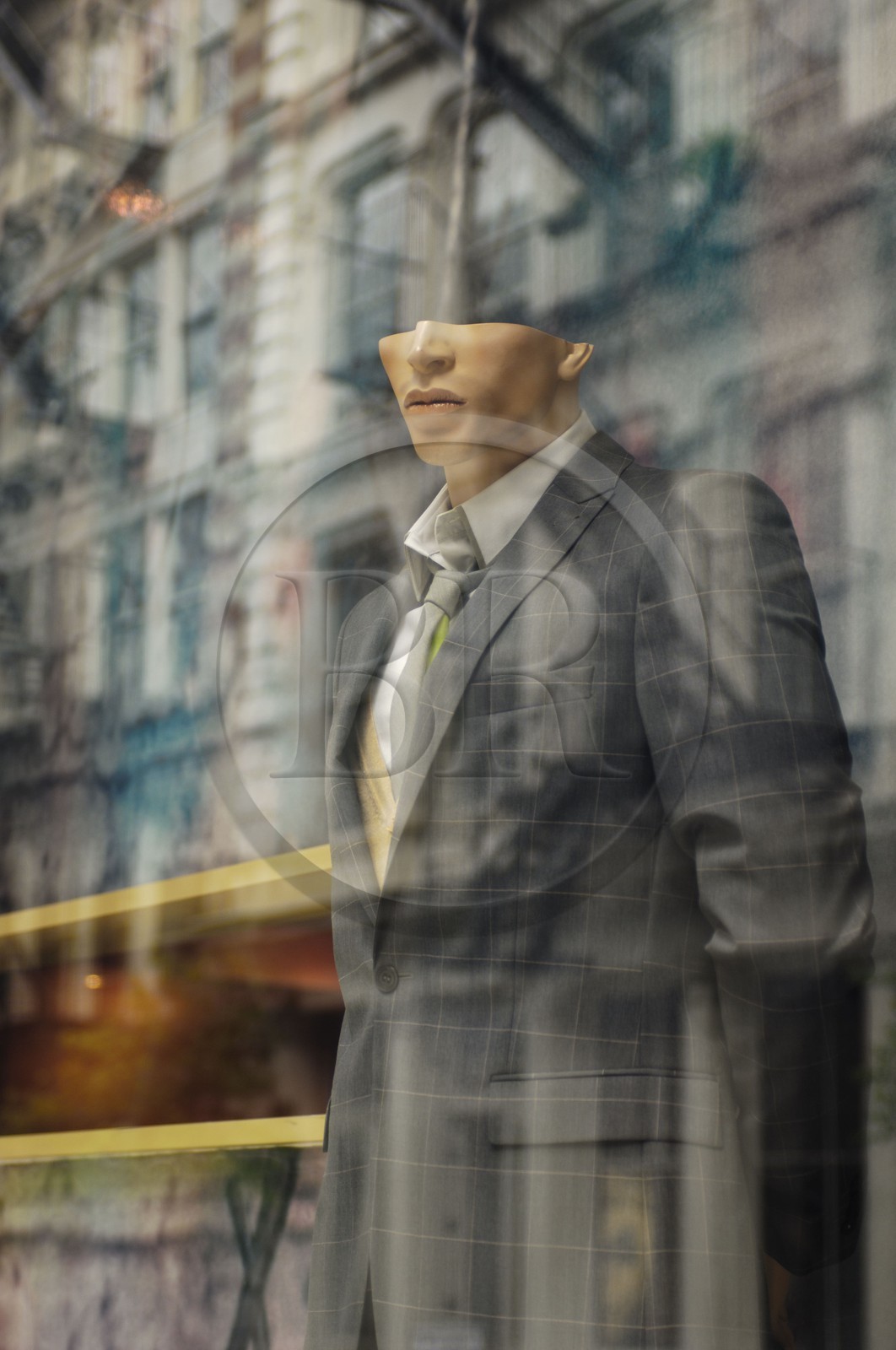 Etats-Unis, New York, Manhattan, Soho,  vitrine d'une boutique de mode