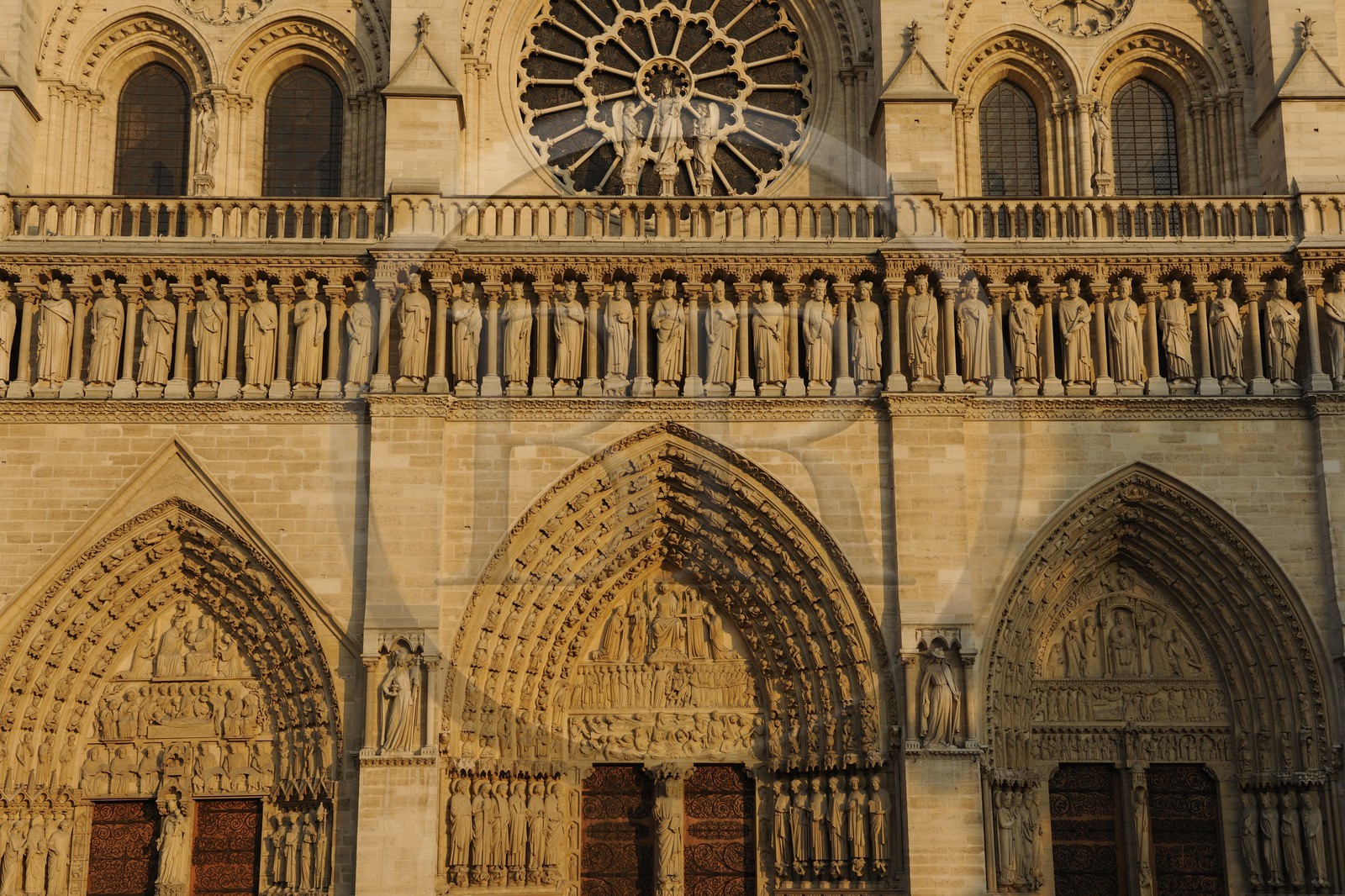 France, Paris (75), Ile de la Cité, cathédrale Notre-Dame de Paris, la façade occidentale avec la galerie des Rois
