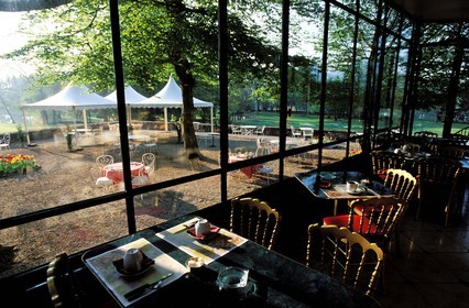 France, Haute-Saône (70), village de Gray, l' hôtel restaurant du château de Rigny