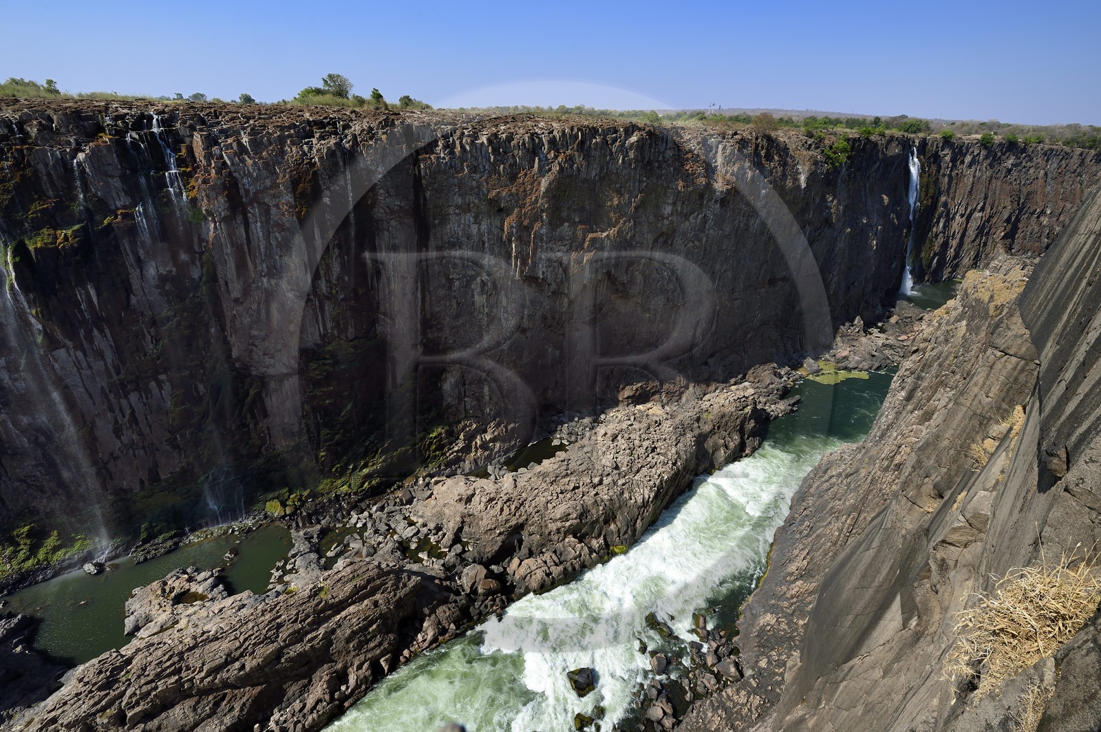 Zimbabwe, province de Matabeleland septentrional, fleuve Zambèze, les Chutes Victoria, classées Patrimoine Mondial de l'UNESCO