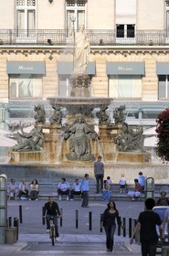 France, Loire-Atlantique (44), Nantes, la place Royale et sa fontaine
