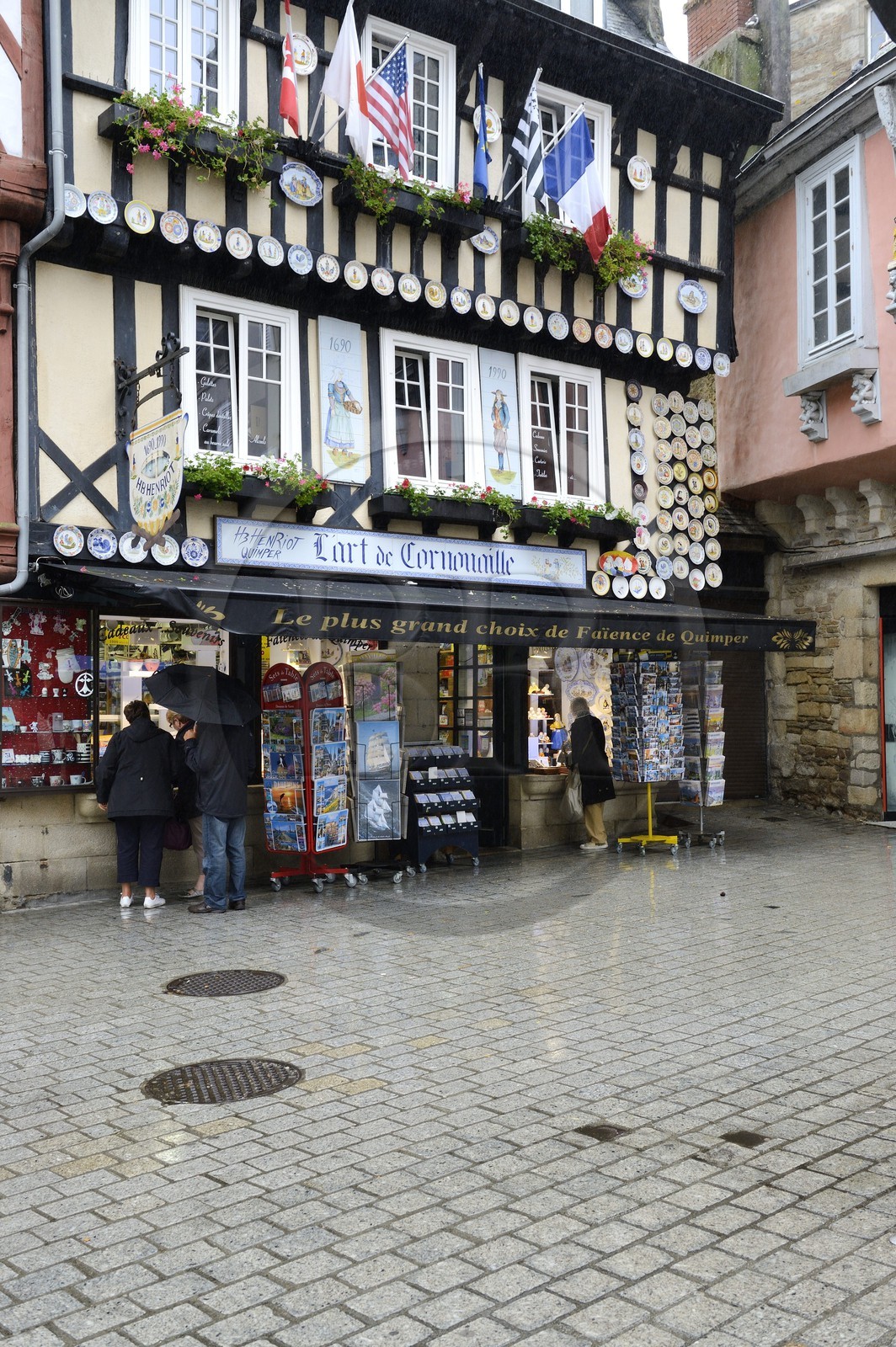 France, Finistere, Quimper, Saint Corentin Square, faience of Quimper shop HB Henriot