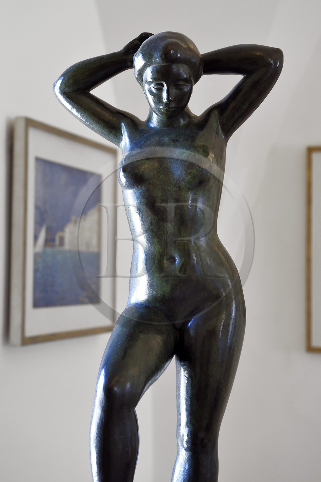 France, Var (83), Saint-Tropez, le musée d'Annonciade, sculpture Venus debout se coiffant (1930) de Aristide Maillol