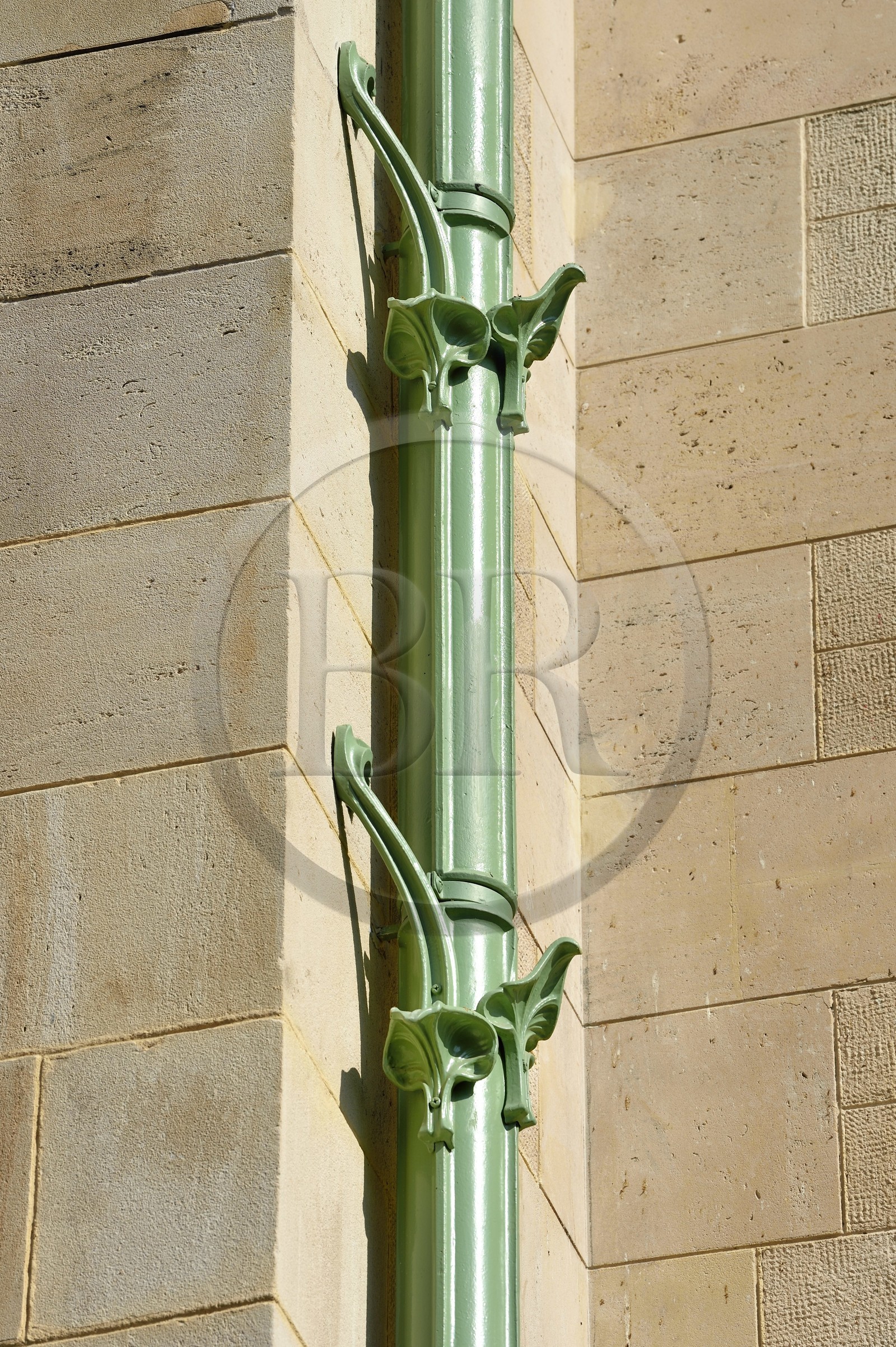 France, Meurthe-et-Moselle (54), Nancy, la Villa Majorelle de style Art Nouveau par l'architecte Henri Sauvage, gouttières de Louis Majorelle