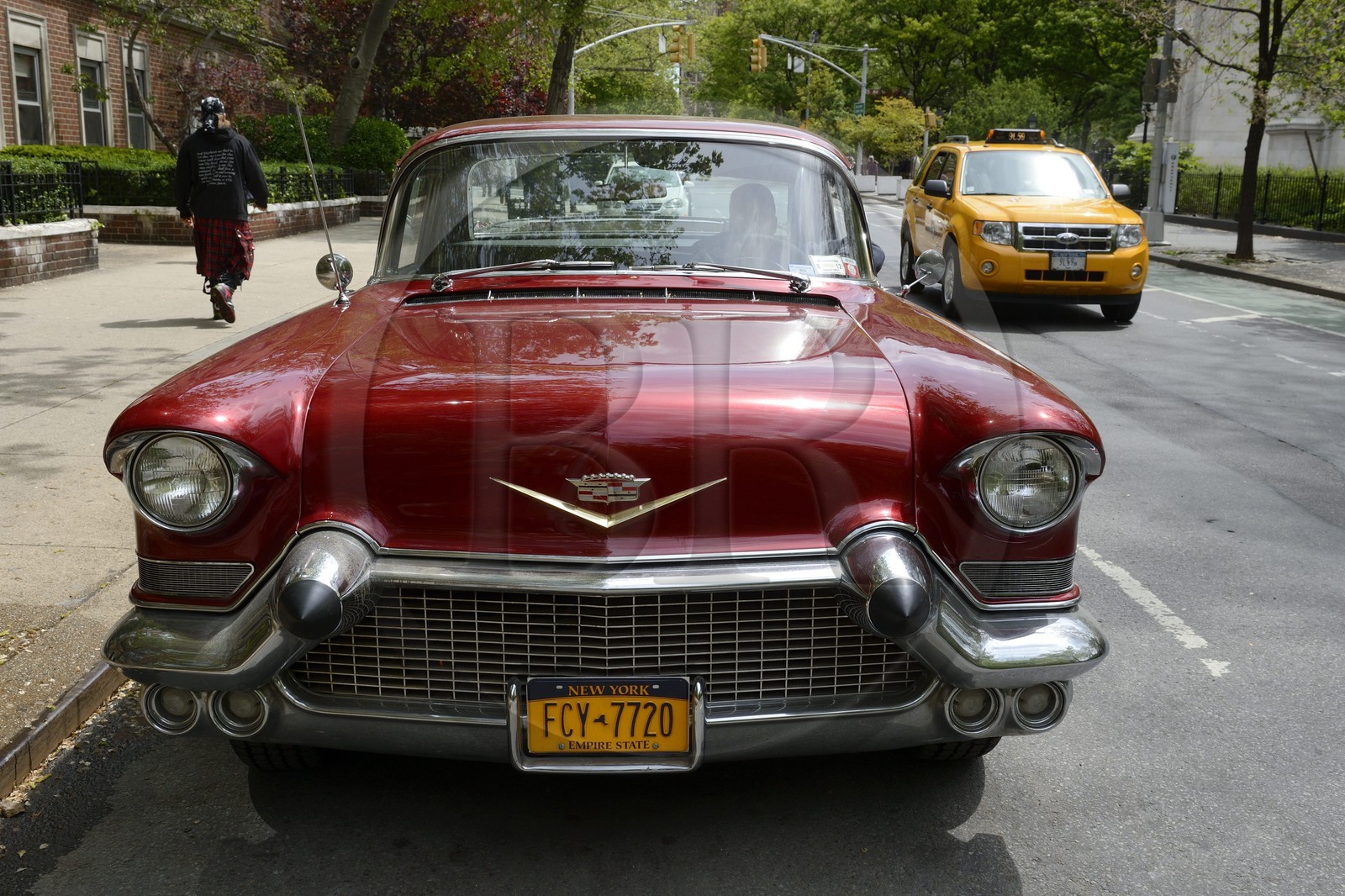 Etats-Unis, New York, Manhattan, Greenwich village, Cadillac de collection sur Washington Square