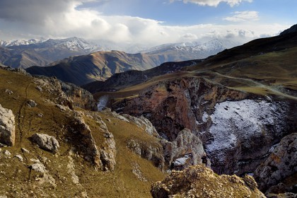 Azerbaijan, Quba (Guba) region, Greater Caucasus mountain range, hiking between the village of Qalaxudat and Giriz