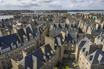 France, Ille et Vilaine, Cote d'Emeraude (Emerald Coast), Saint Malo, view of the city from the top of the cathedral bell tower towards the west and Dinard