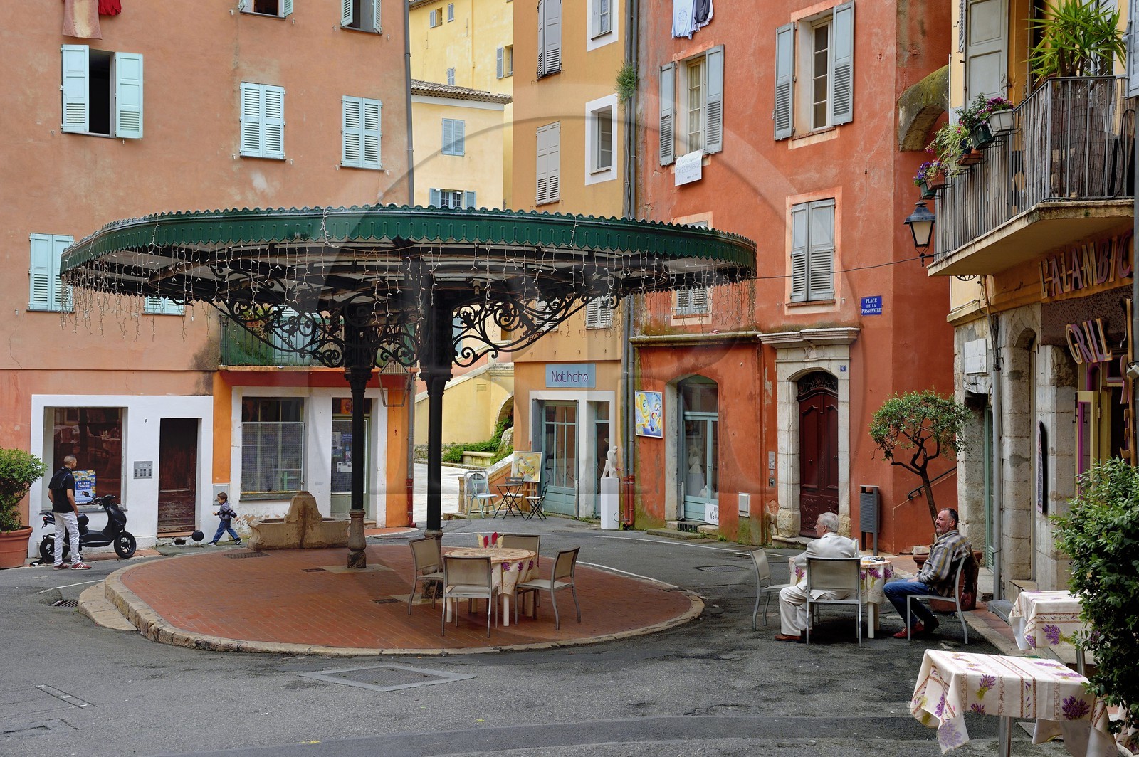 France, Alpes-Maritimes (06), Grasse, place de la Poissonnerie