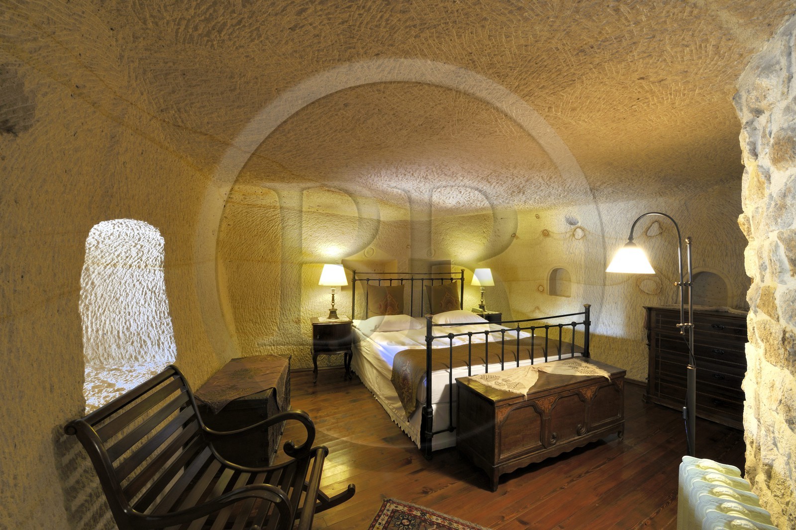 Turquie, Anatolie Centrale, province de Nevsehir, Cappadoce classée Patrimoine Mondial de l'UNESCO, Ürgüp, hôtel de luxe Yunak Evleri dans les anciennes maisons troglodytiques