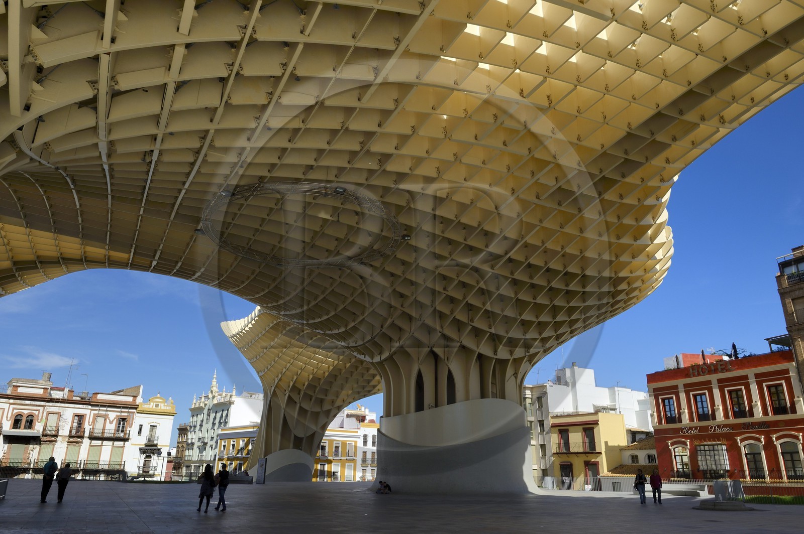 Espagne, Andalousie, Séville, Plaza de la Encarnacion - Plaza Mayor, Metropol Parasol (construit en 2011) par l'architecte  Jurgen Mayer-Hermann