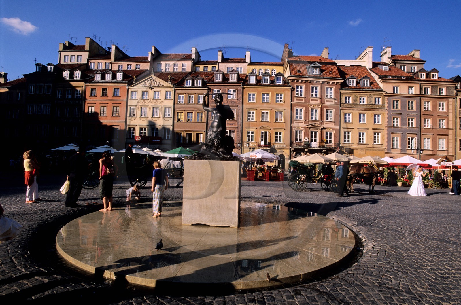 Pologne, Varsovie, la place du marché dans la vieille ville classé Patrimoine Mondial de l' UNESCO