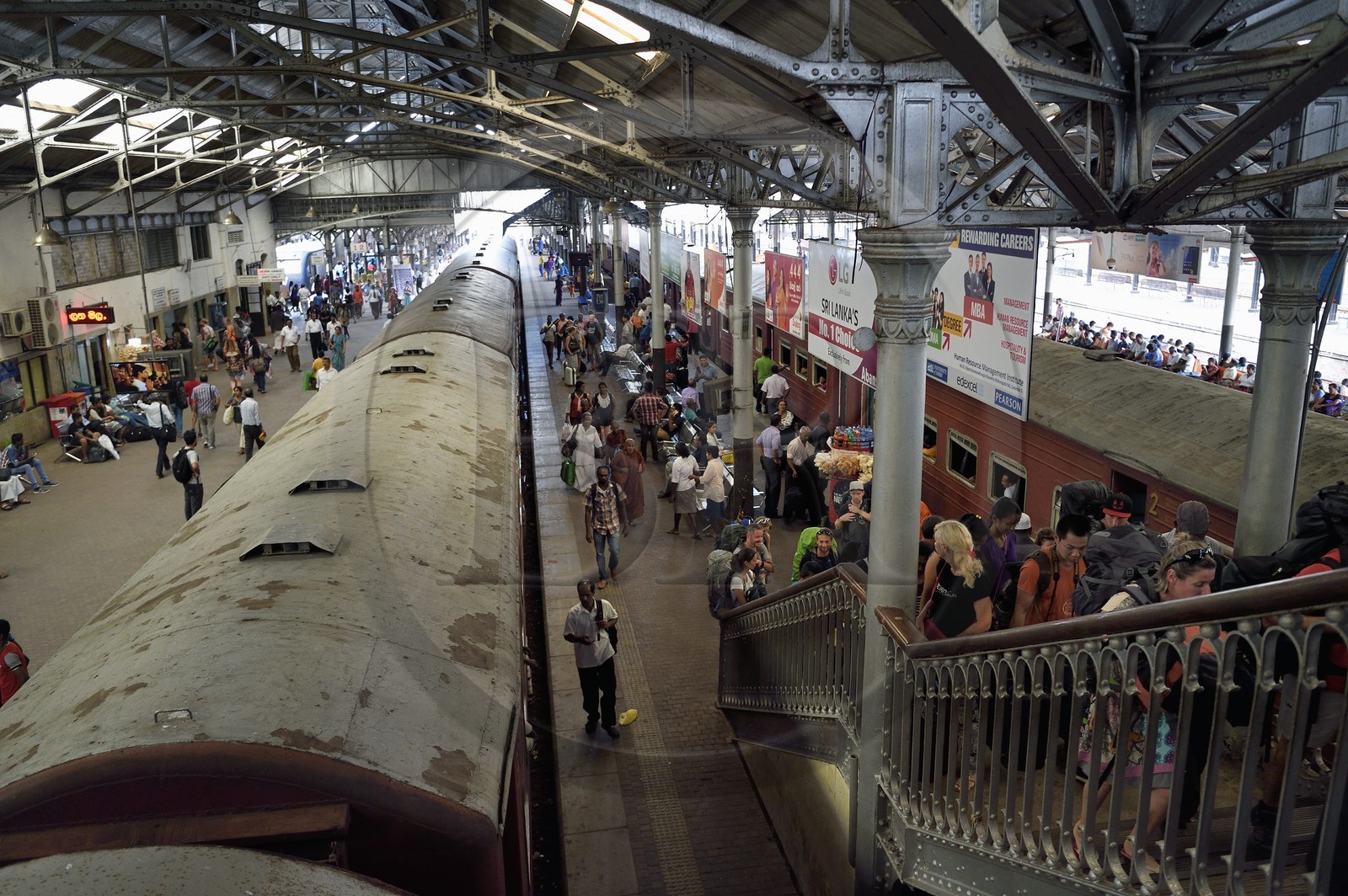 Sri Lanka, Colombo, central Colombo Fort train station