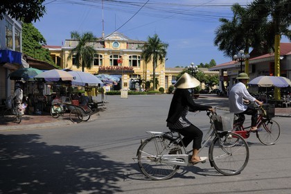 Vietnam, Haiphong, la gare de l'époque coloniale