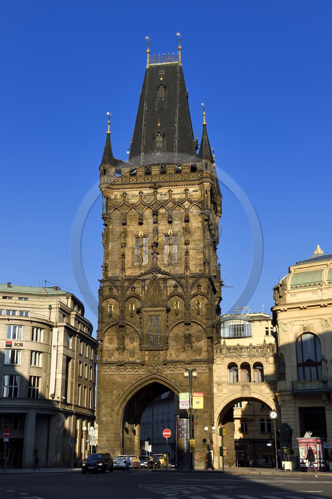 République Tchèque, Prague, centre historique classé Patrimoine Mondial de l' UNESCO, quartier de Stare Mesto, la Tour Poudrière