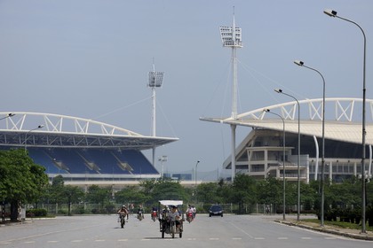 Vietnam, Hanoï, nouveau quartier de Tu Liem, le My Dinh National Stadium, le plus vaste stade du pays