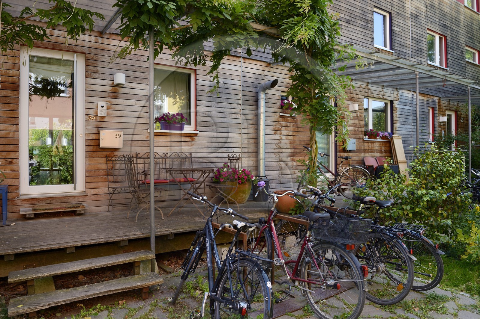 Allemagne, Bade-Wurtemberg, Fribourg en Brisgau, quartier écologique Vauban, la plupart de ses habitants vivent sans voiture