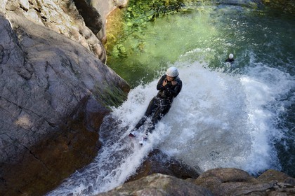 France, Corse du Sud, Alta Rocca, Bavella, canyoning in the stream of Polischellu