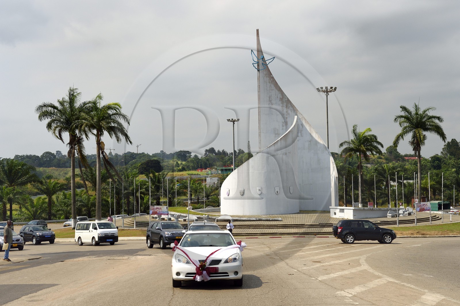 Gabon, Libreville, sculpture of the Dove of Peace on Peace Square at the end of boulevard Triomphal El Hadj Omar Bongo