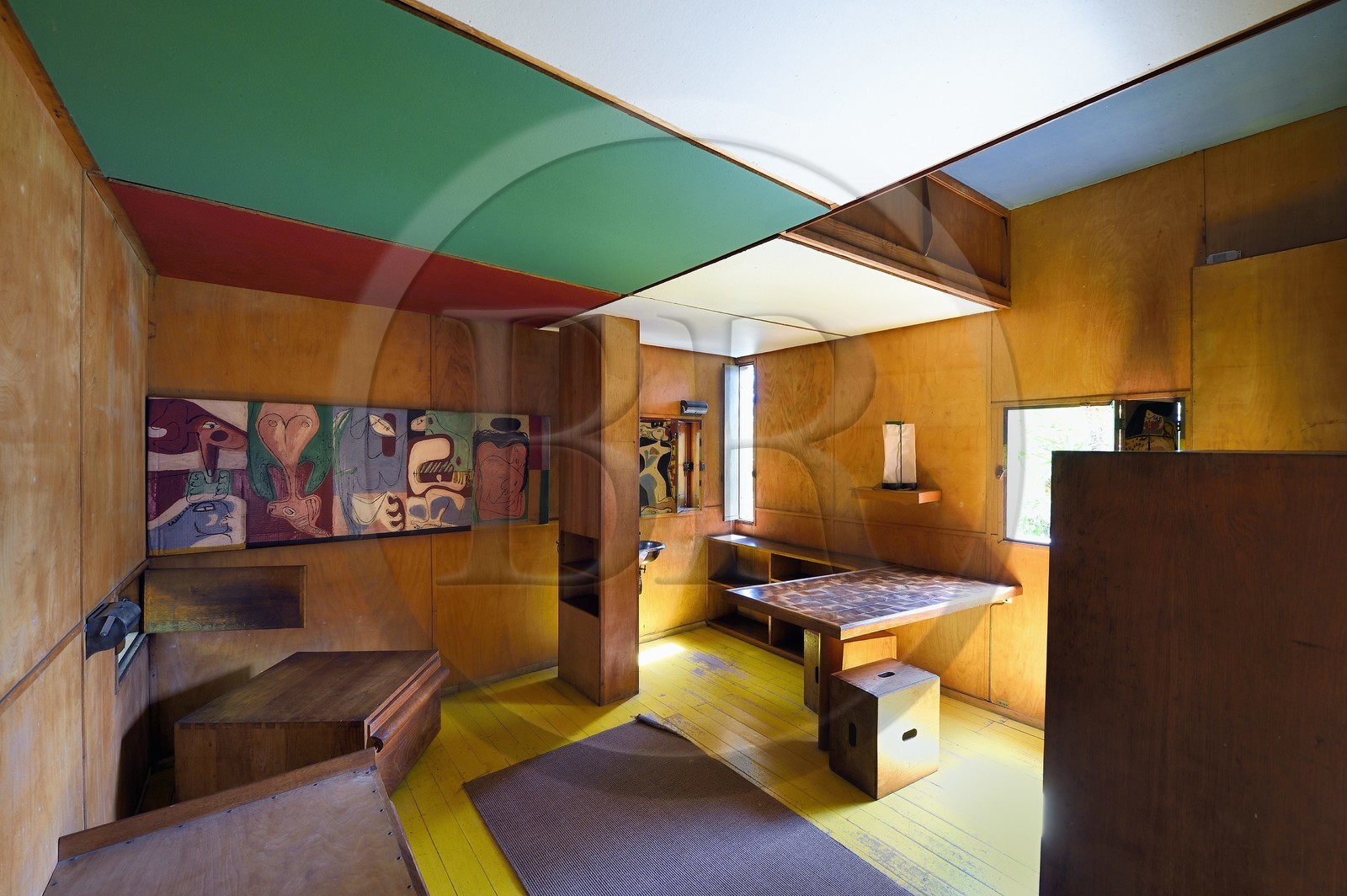 France, Alpes-Maritimes (06), Roquebrune-Cap-Martin, oeuvre architecturale de Le Corbusier, classée Patrimoine Mondial de l'UNESCO, Cap Martin, cabanon Le Corbusier de 1952 (Demande d'autorisation nécessaire avant publication)