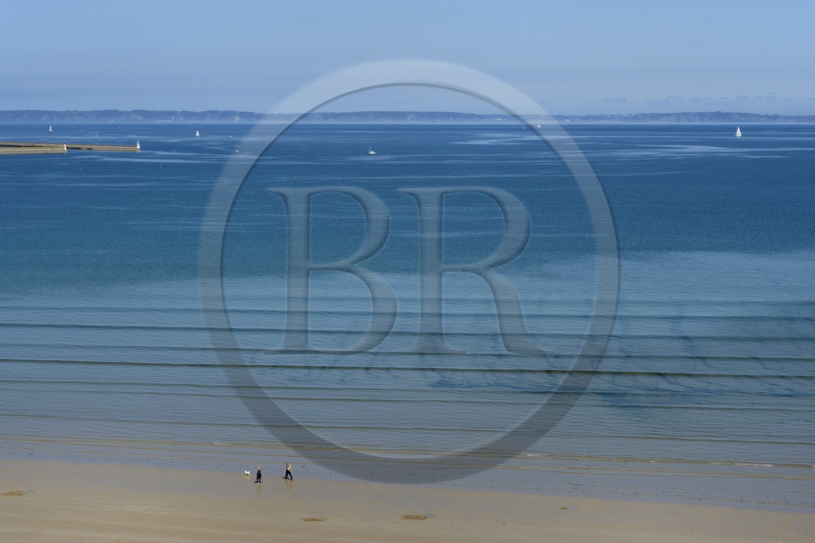 France, Finistère (29), Douarnenez, la Baie de Douarnenez depuis la plage de Kervignac